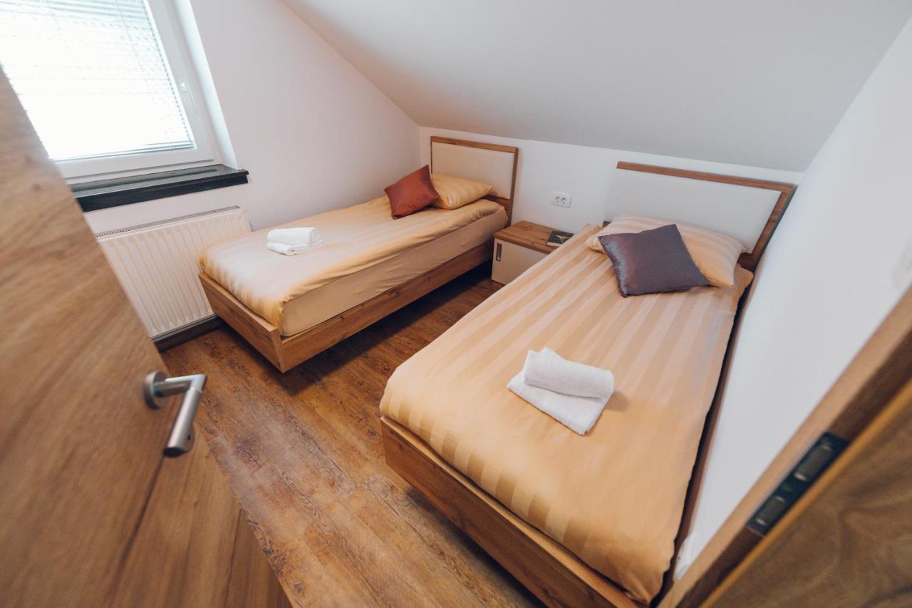 Gostisce Koren Zuzemberk Exterior foto
